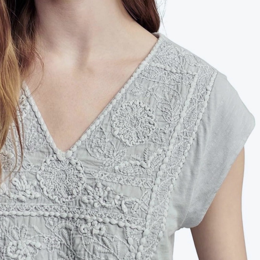 Lucky Brand - Embroidered Blue Baby Doll Top, Women’s size Medium - Picture 9 of 9